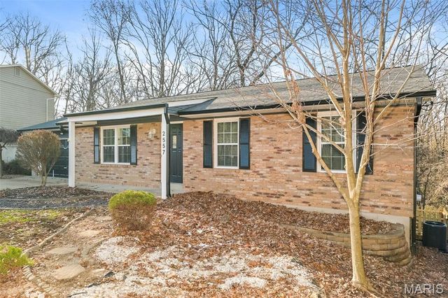 2557 Tricia Lane, High Ridge, MO 63049