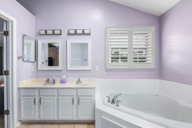 837 Ellis Street, Pickerington, OH 43147