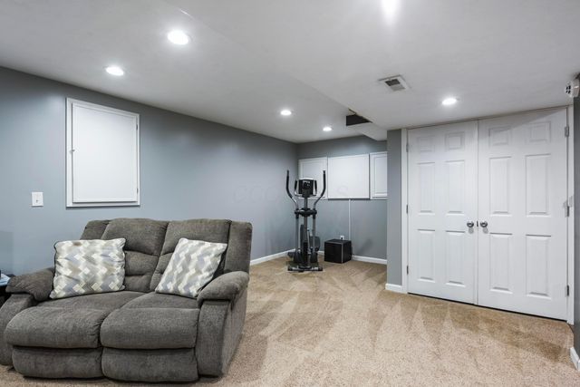 837 Ellis Street, Pickerington, OH 43147