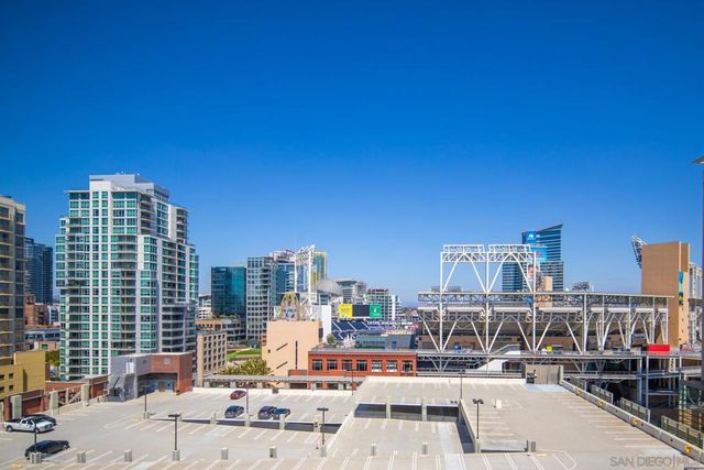 207 5Th Ave 1224, San Diego, CA 92101