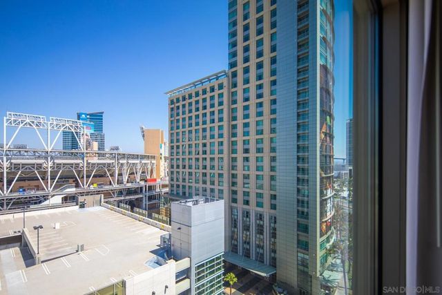 207 5Th Ave 1224, San Diego, CA 92101