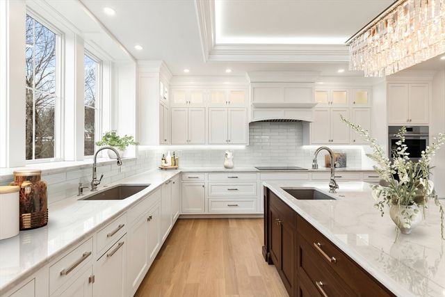 320 Concord Avenue, Lexington, MA 02421