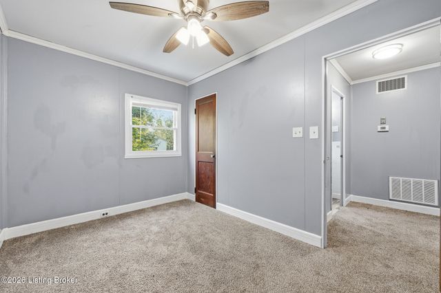121 Freeman Ave, Louisville, KY 40214