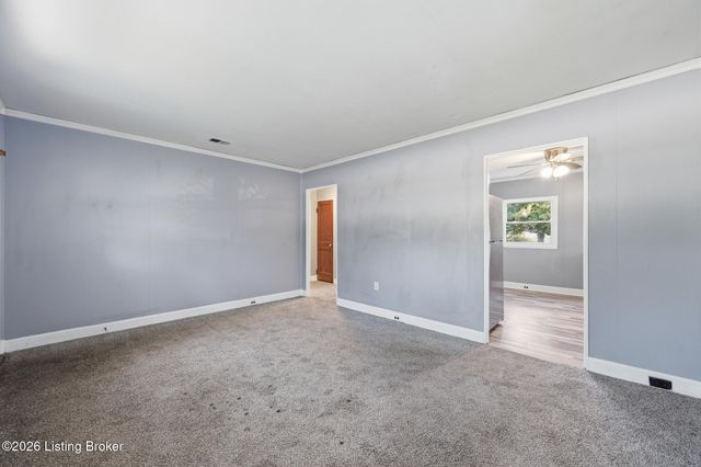 121 Freeman Ave, Louisville, KY 40214