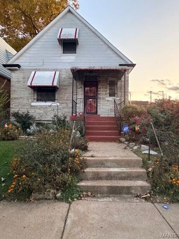 5250 Highland Avenue, St Louis, MO 63113