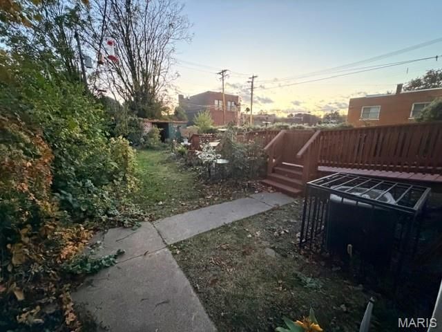 5250 Highland Avenue, St Louis, MO 63113