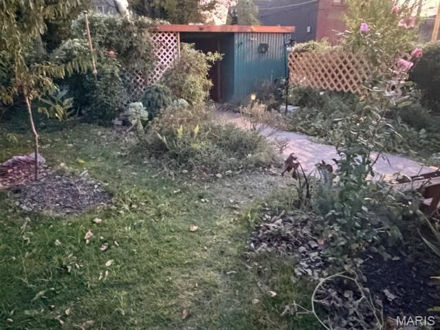 5250 Highland Avenue, St Louis, MO 63113