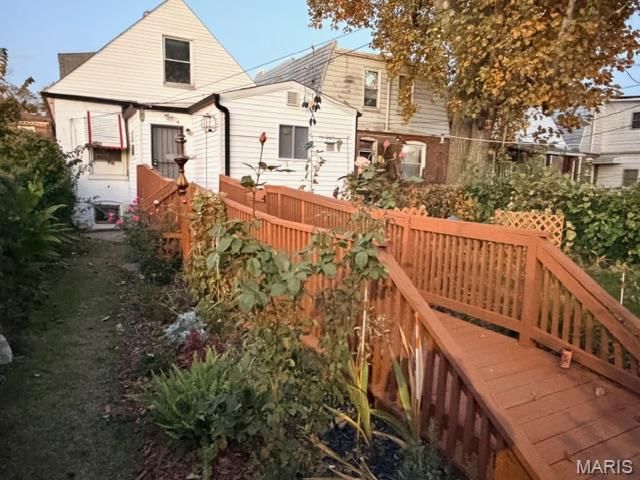 5250 Highland Avenue, St Louis, MO 63113