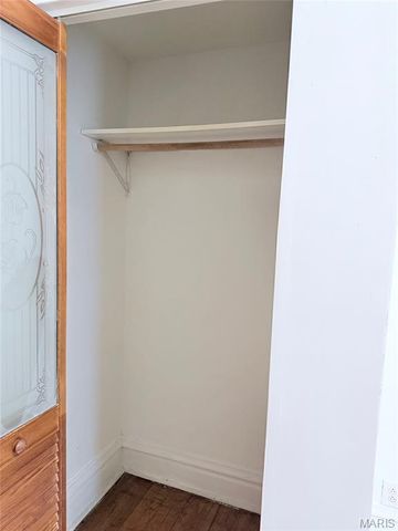 5250 Highland Avenue, St Louis, MO 63113