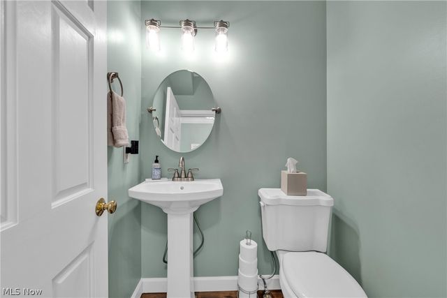 386 Weatherstone Drive, Wadsworth, OH 44281