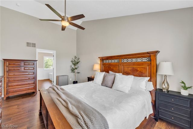 386 Weatherstone Drive, Wadsworth, OH 44281