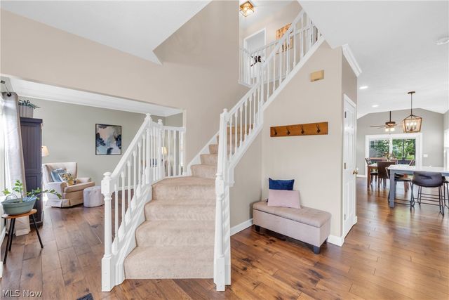 386 Weatherstone Drive, Wadsworth, OH 44281
