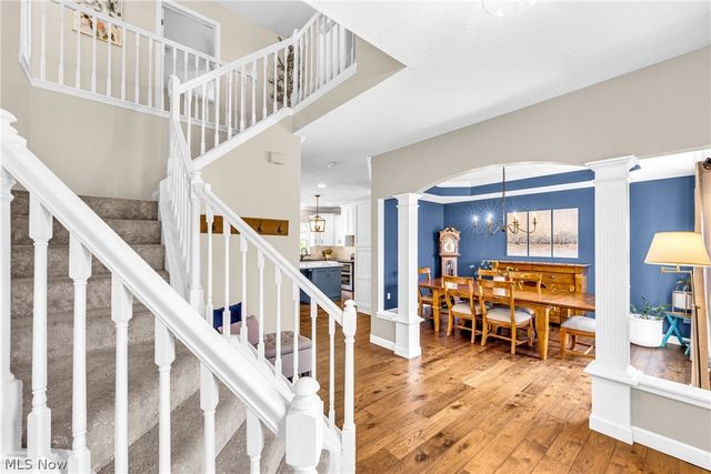 386 Weatherstone Drive, Wadsworth, OH 44281