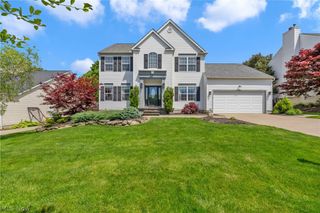 386 Weatherstone Drive, Wadsworth, OH 44281
