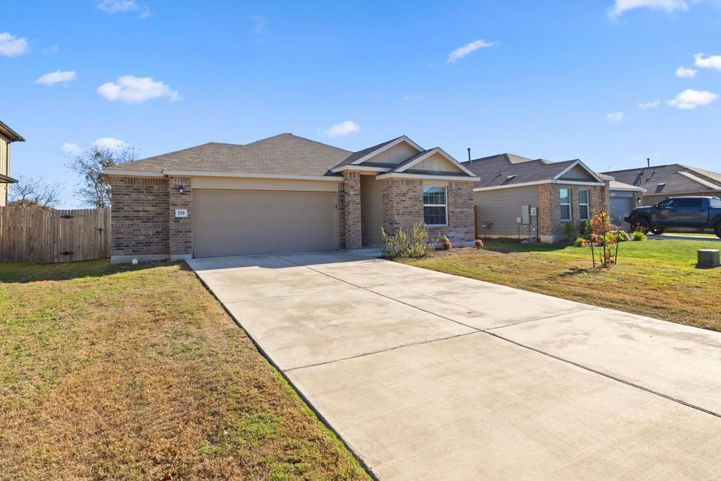 259 Silver Glen DR, Kyle, TX 78640