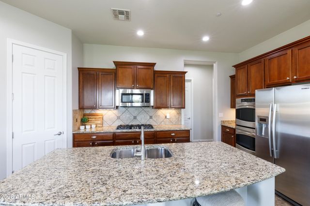 2259 W River Rock Trail, Phoenix, AZ 85086