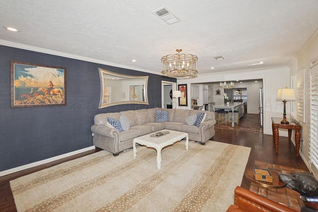 2610 S TRAVIS Street, Amarillo, TX 79109