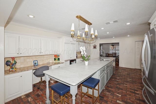 2610 S TRAVIS Street, Amarillo, TX 79109