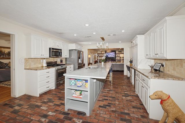 2610 S TRAVIS Street, Amarillo, TX 79109