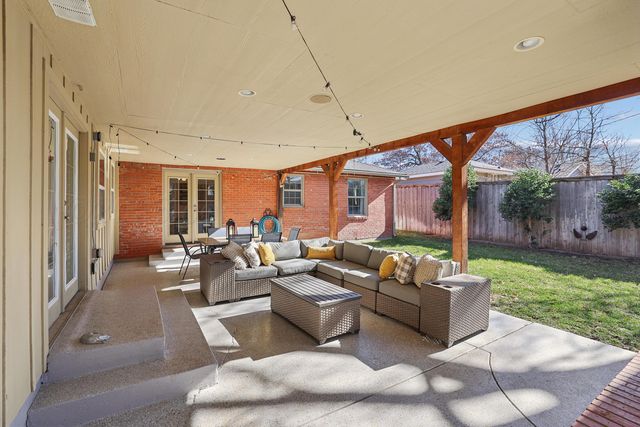 2610 S TRAVIS Street, Amarillo, TX 79109