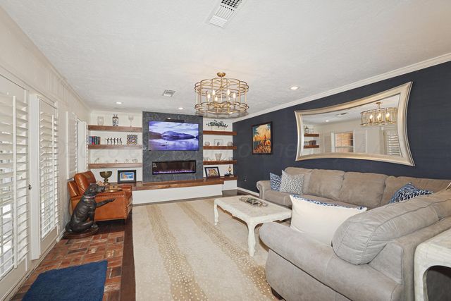 2610 S TRAVIS Street, Amarillo, TX 79109