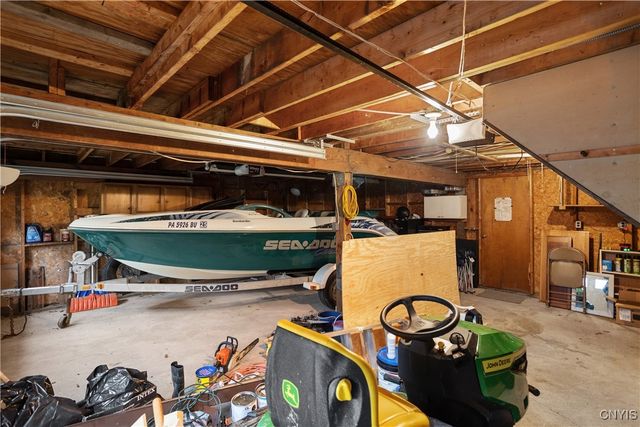 5472 Booth Road, Locke, NY 13092