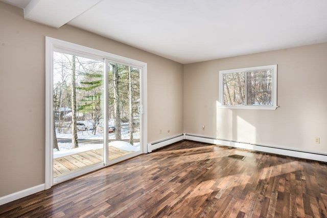 87 Edgewater Drive, Barrington, NH 03825