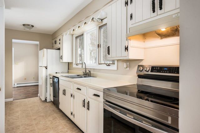 87 Edgewater Drive, Barrington, NH 03825