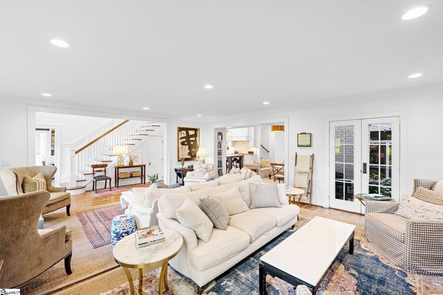 225 W Faris Road, Greenville, SC 29605