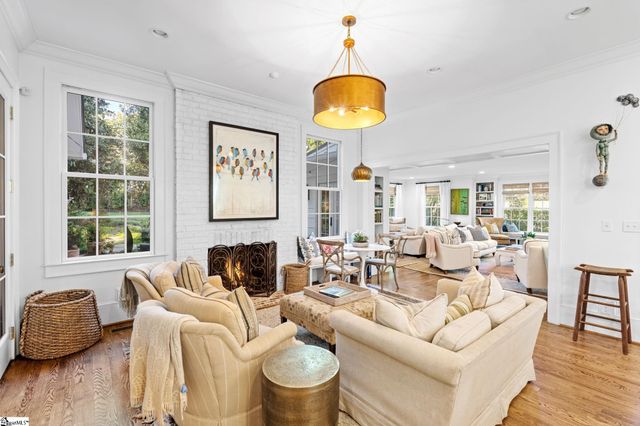 225 W Faris Road, Greenville, SC 29605