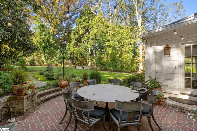 225 W Faris Road, Greenville, SC 29605