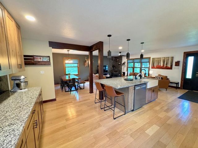 7410 S 68th STREET, Franklin, WI 53132