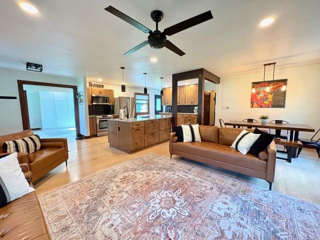 7410 S 68th STREET, Franklin, WI 53132