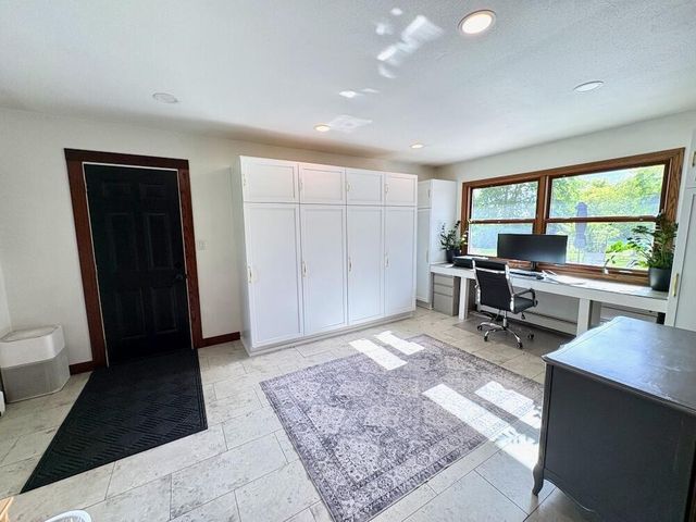 7410 S 68th STREET, Franklin, WI 53132