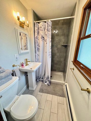 7410 S 68th STREET, Franklin, WI 53132
