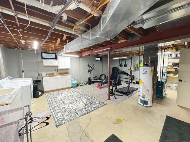 7410 S 68th STREET, Franklin, WI 53132