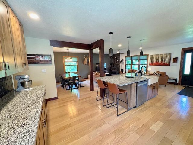 7410 S 68th STREET, Franklin, WI 53132