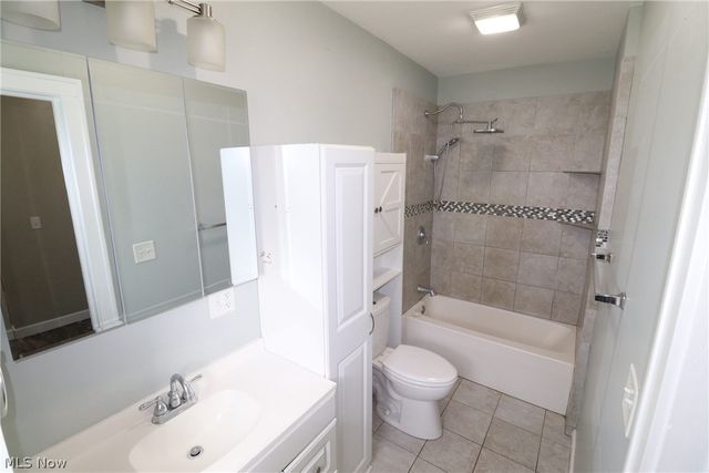 172 N Main Street, Creston, OH 44217