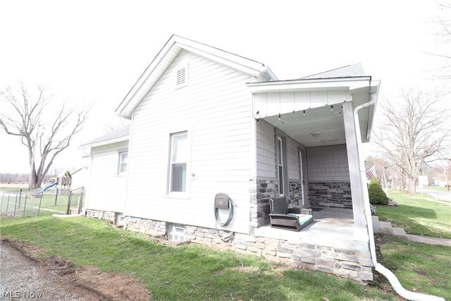 172 N Main Street, Creston, OH 44217