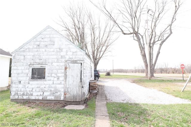 172 N Main Street, Creston, OH 44217