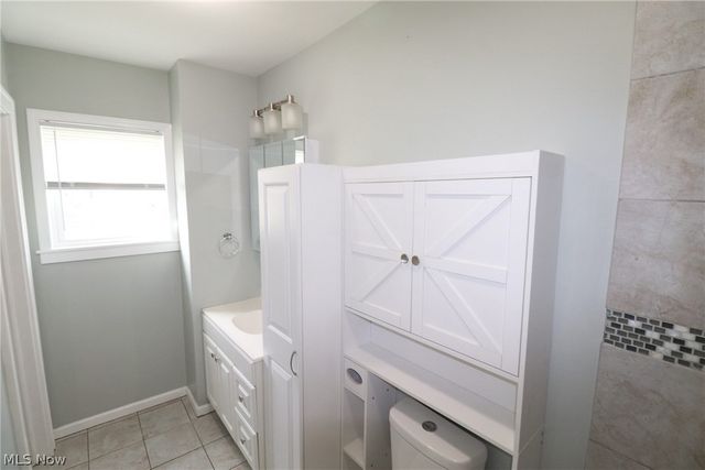 172 N Main Street, Creston, OH 44217