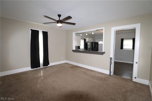 172 N Main Street, Creston, OH 44217