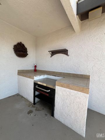 409 Sierra Street, Taft, CA 93268