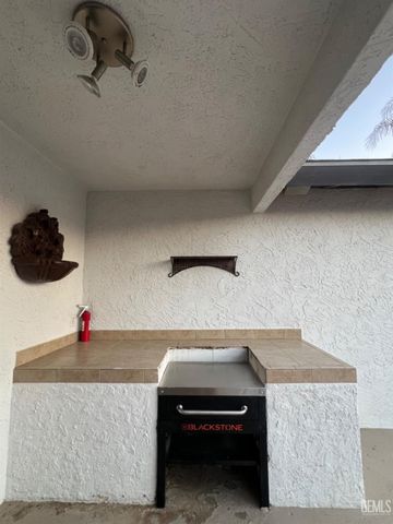 409 Sierra Street, Taft, CA 93268