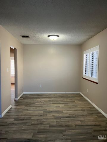 409 Sierra Street, Taft, CA 93268