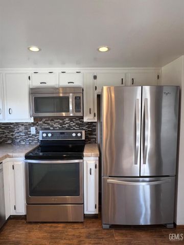 409 Sierra Street, Taft, CA 93268