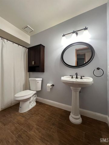 409 Sierra Street, Taft, CA 93268