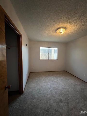 409 Sierra Street, Taft, CA 93268