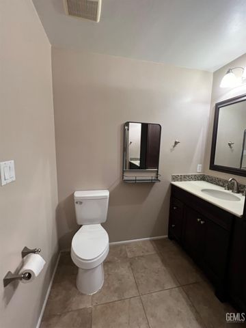 409 Sierra Street, Taft, CA 93268