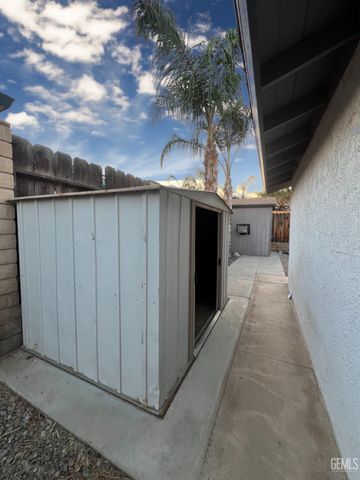 409 Sierra Street, Taft, CA 93268